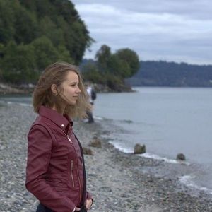 Meet your Posher, Valeria